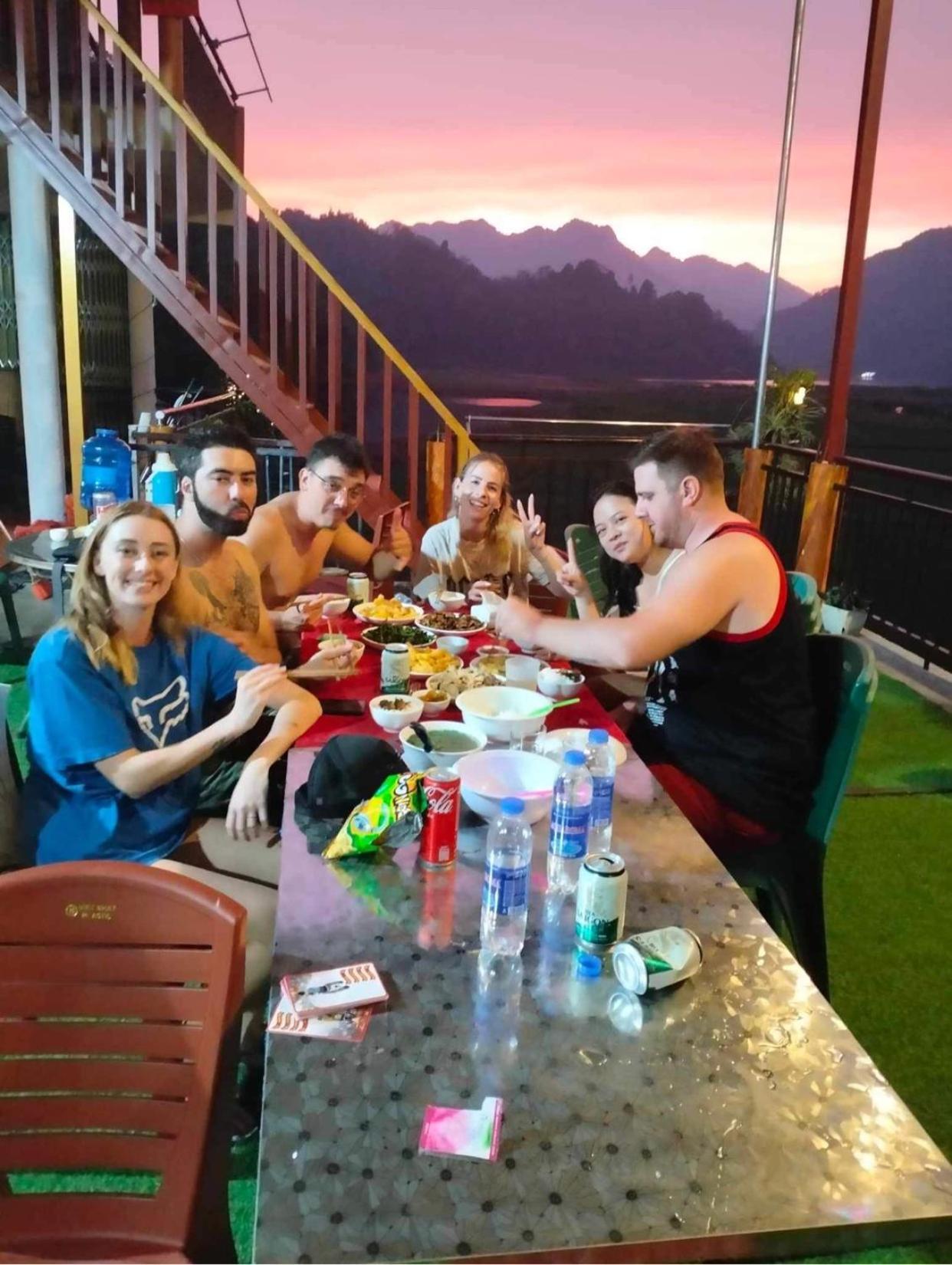 Ba Be Homestay - Nha Nghi Tran Thuc Bac Kan Buitenkant foto